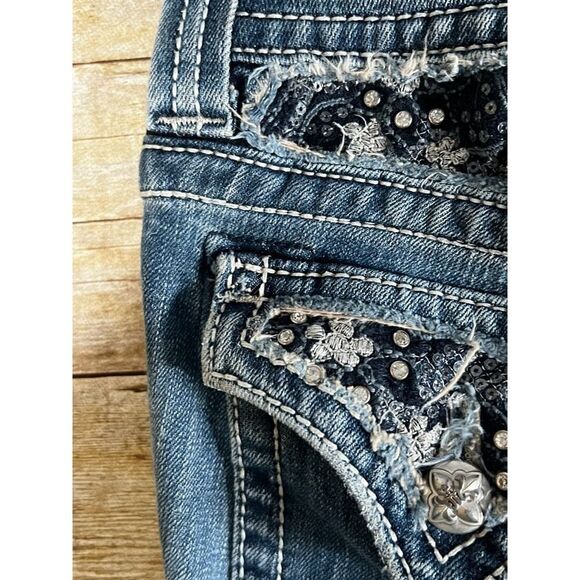 MISS ME BOOTCUT LACE JEWELED EMBROIDERED CONCERT FESTIVAL  PREMIUM DENIM JEANS - Picture 8 of 10